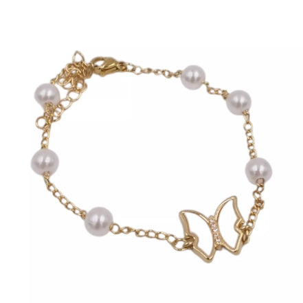 Apyrankė su perlais ir drugelio pakabuku