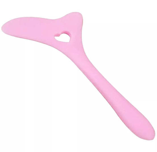 Daugkartinis trafaretas makiažui