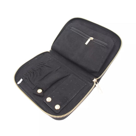 Juodas užsegamas papuošalų dėklas