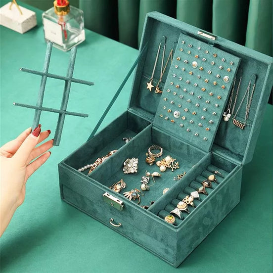 Kompaktiška papuošalų dėžutė