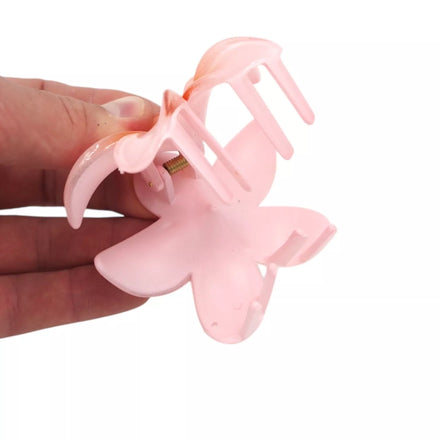 Plaukų segtukas „Gėlė“ – rožinės spalvos su raudonu centru