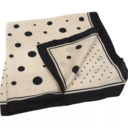 Skarelė 70x70 cm TR531A