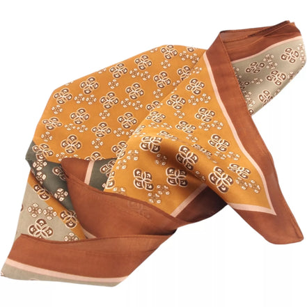 Skarelė 70x70 cm TR531F